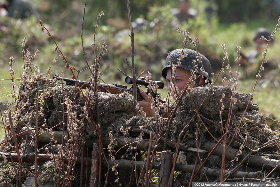 «Ещё одна победа»: фоторепортаж с реконструкции штурма форта №5