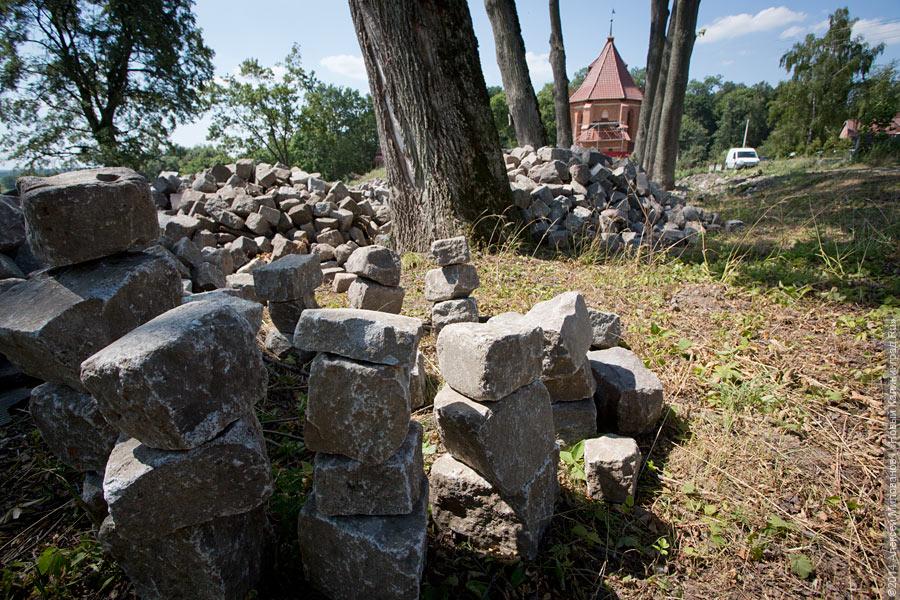 «Туристам можно, журналистам нельзя»: журналистов «Нового Калининграда.Ru» не пустили внутрь кирхи Арнау