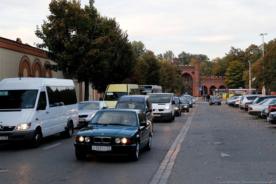 В Калининградской области установлена максимальная стоимость парковок