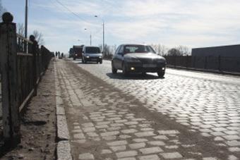 РЖД обвинили муниципалитет в затягивании реконструкции моста на Аллее Смелых