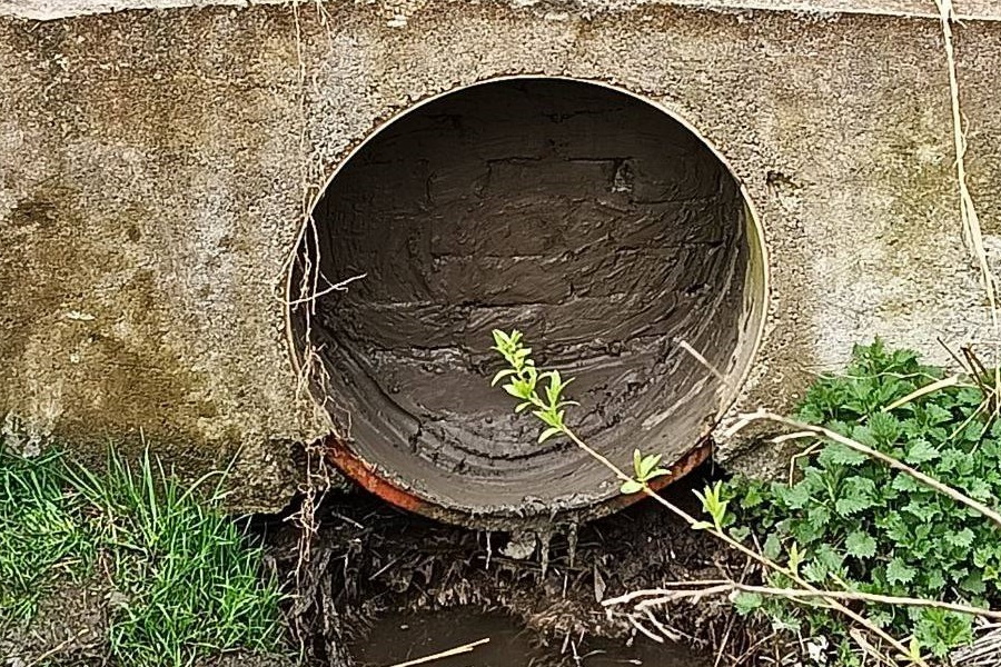 В Калининграде металлургическому предприятию затампонировали выпуски (фото)