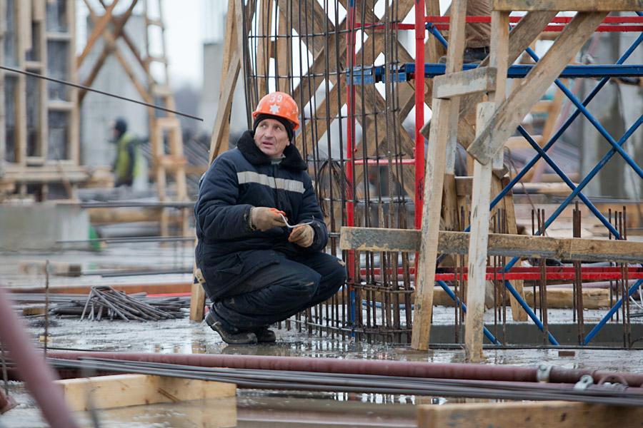 Игорные реки, эстрадные берега: как Николай Цуканов смотрел из лужи в будущее