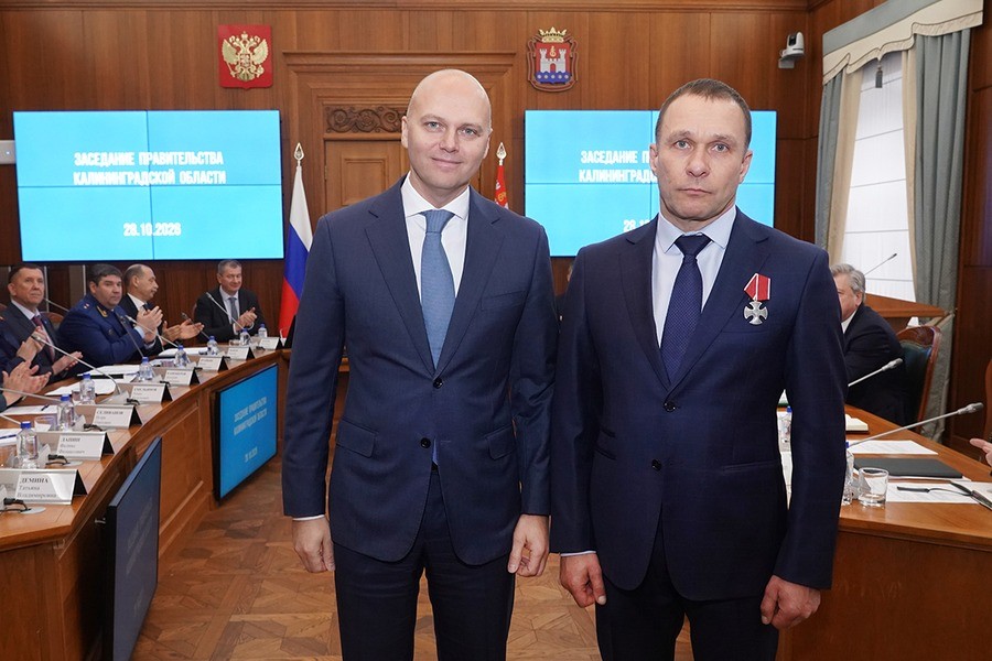 Министр безопасности Калининградской области получил орден Мужества за Суджу