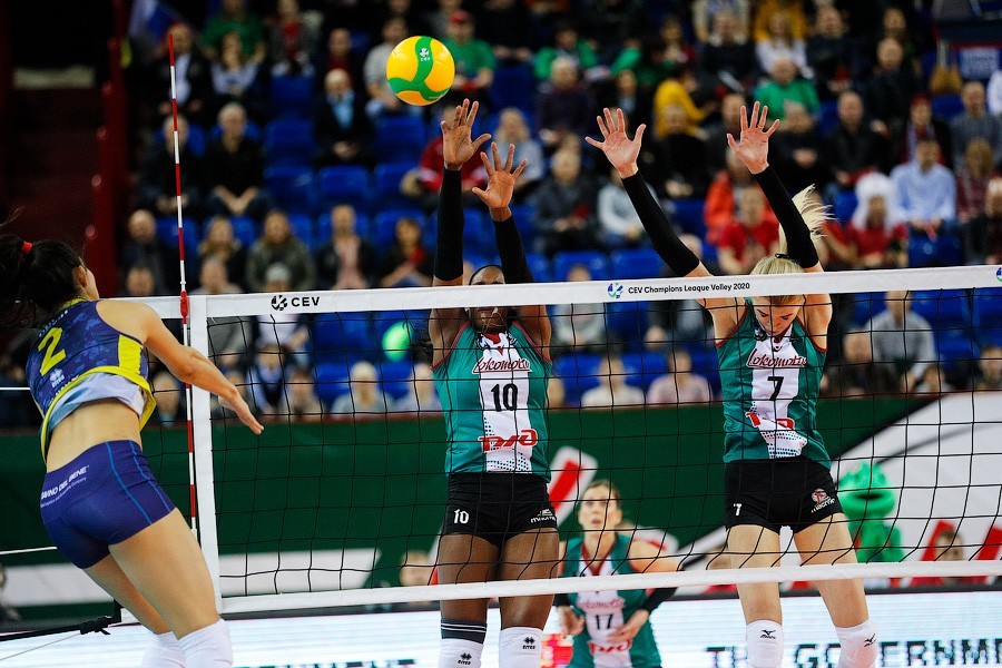 «Локомотив» снова проиграл в Лиге чемпионов. Но лишь по итогам пяти партий (фото)