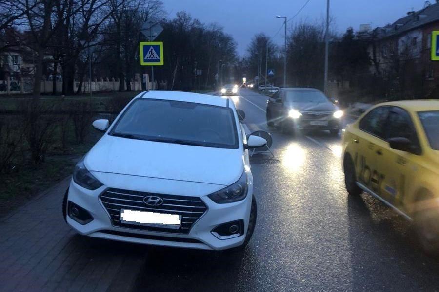 Не увидел из-за снегопада: в Калининграде сбили 7-летнего ребенка (фото)