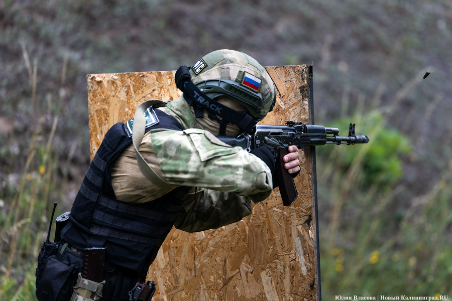 Таможенный спецназ: как проходит чемпионат по служебному двоеборью в Калининградской области (фото)
