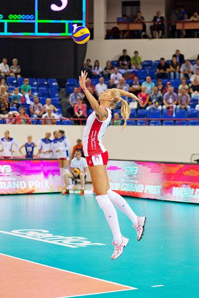 Под рёв трибун: волейболистки сборной России одержали победу над командой Италии