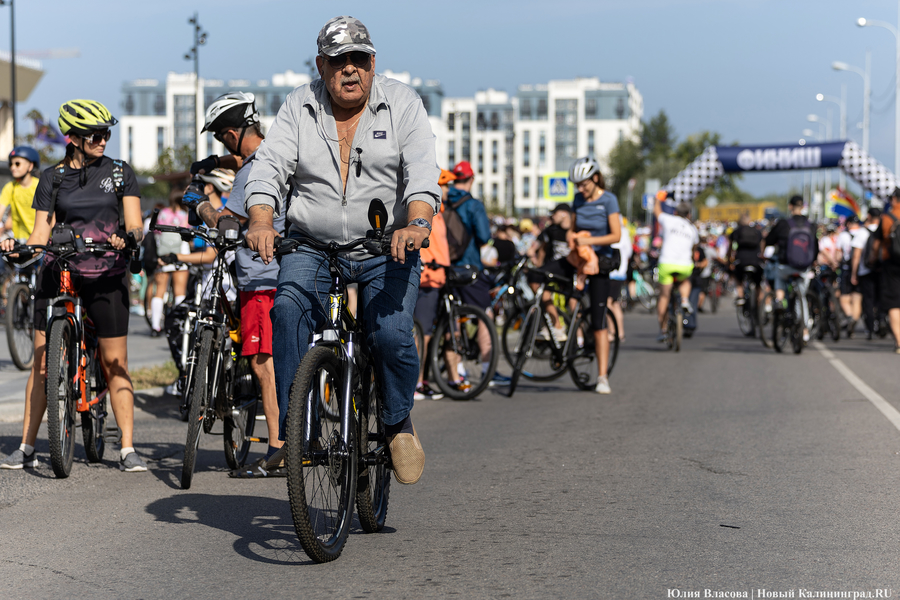 До моря на двух колёсах: в Калининграде проходит велопробег «Тур-де-Кранц» (фото)