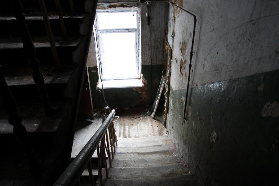 «Мы обиваем пороги, а толку нет!»: власти не спешат ремонтировать сгоревшие дома в Советске