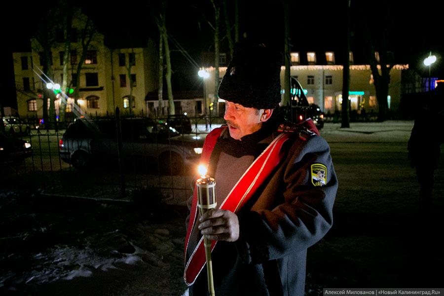 Крещенские купания с губернатором: фоторепортаж из Янтарного 