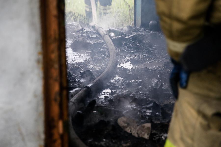 В Калининграде возник сильный пожар на стройплощадке у «Рыбной деревни» (фото)