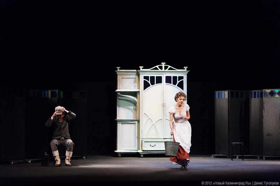 «Искреннее искусство по Булгакову»: фоторепортаж со спектакля «Зойкина квартира»