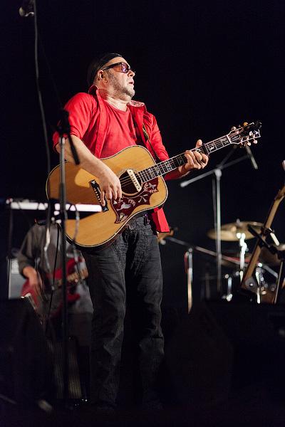 «Гребенщиков и оркестр»: фоторепортаж с концерта группы «Аквариум»