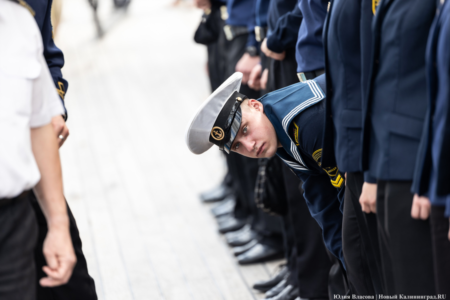 Верёвки, мачты, моряки: в Калининграде открылся фестиваль «Паруса Мира» (фото)