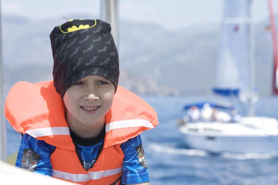 Молодежный лагерь парусного спорта для участников от 12 до 17 лет