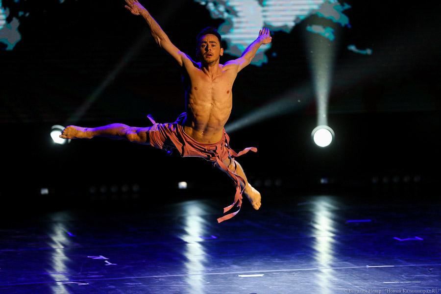 За свободу движения: финалисты шоу «Танцы на ТНТ» выступили в Театре эстрады