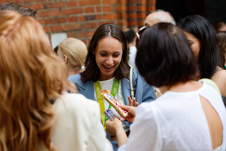 Диплом — и точка: выпуск студентов БФУ им. Канта в Кафедральном соборе (фото)