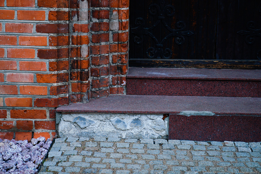 «Грязные» миллионы: во что превратился благоустроенный остров Канта к весне (фото)