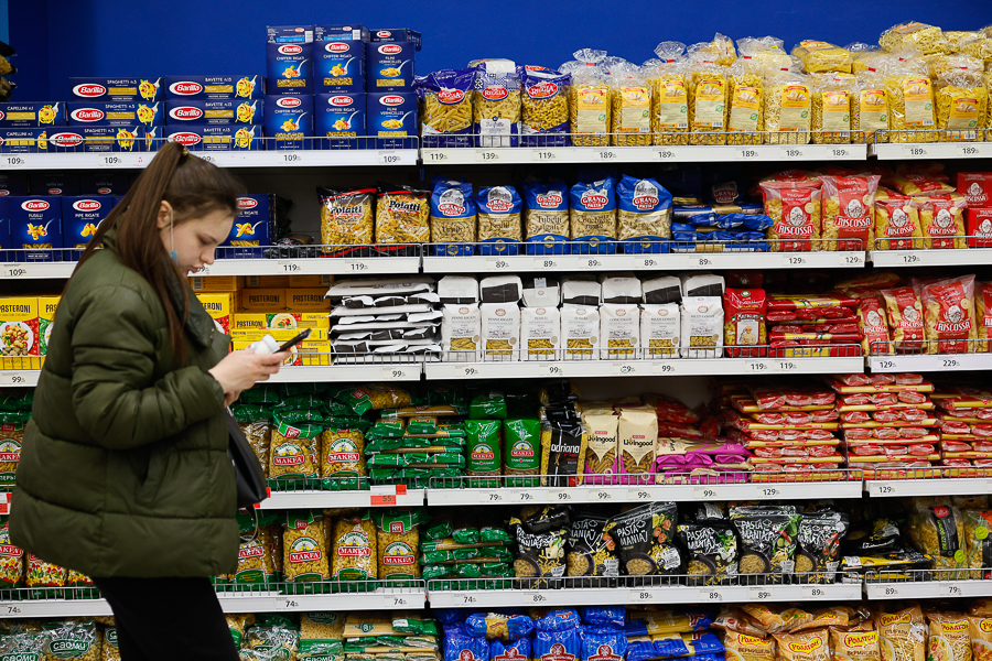 Подешевели огурцы и яйца: как изменились цены в супермаркетах с 20 января по 17 февраля
