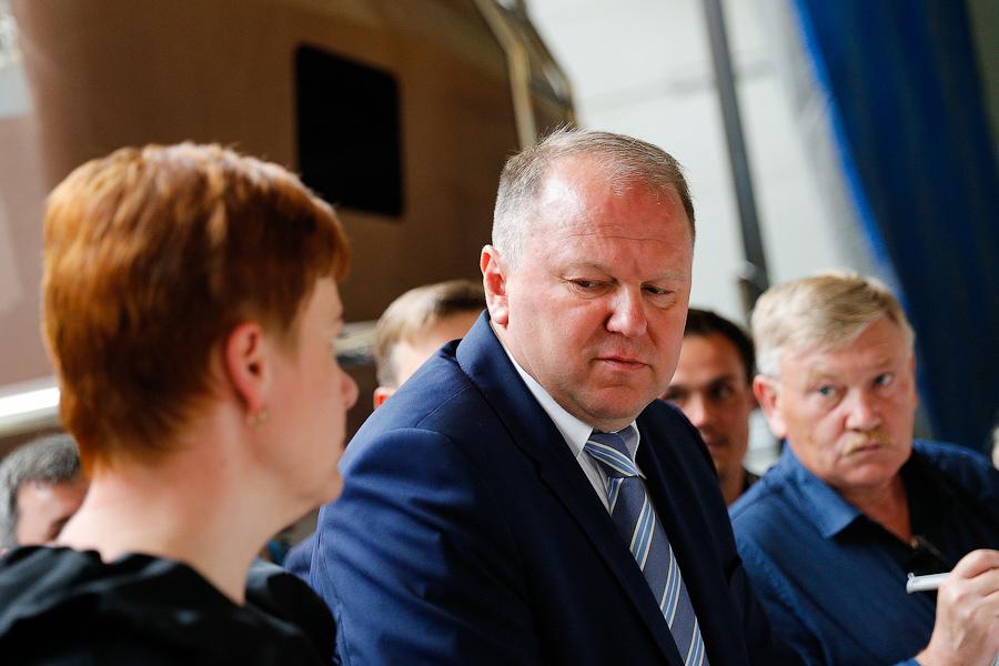 В ожидании стабильности: как ВРИО губернатора прислушивался к судостроению