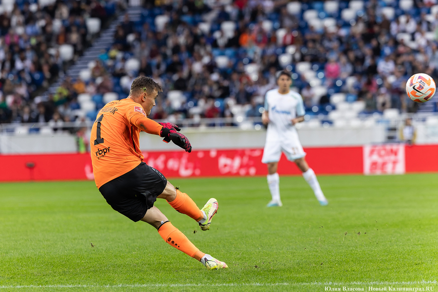 Победный гол: лучшие моменты матча между «Балтикой» и «Зенитом» (фото)