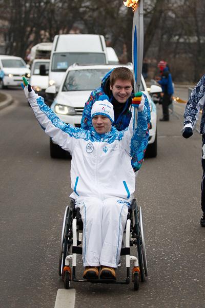 Гори-гори ясно: в Калининграде прошла эстафета паралимпийского огня