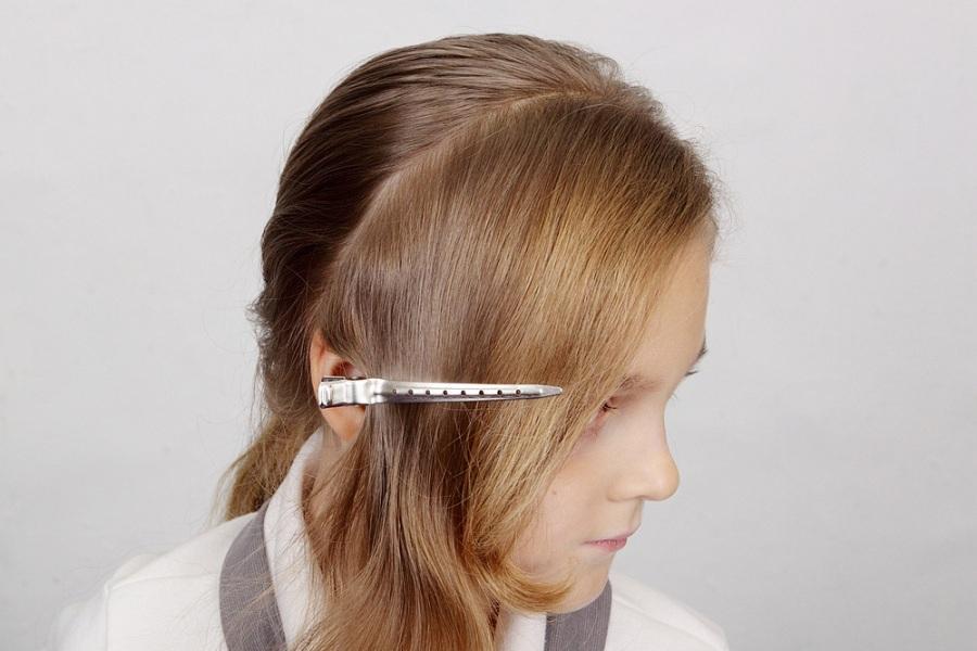 Пара косичек: две простые детские прически для утренника