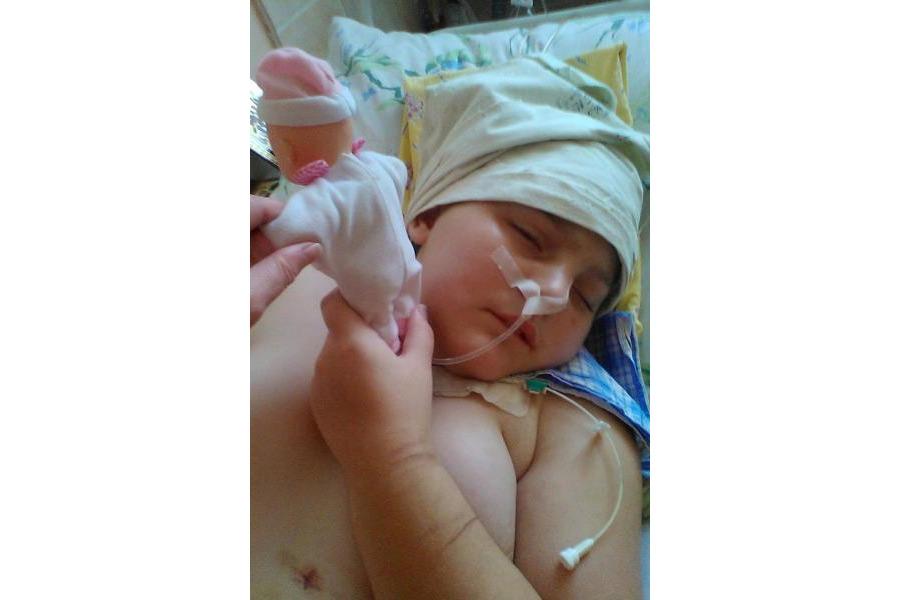 Благое дело: на лекарства для 9-летней Вики Петровой требуются деньги