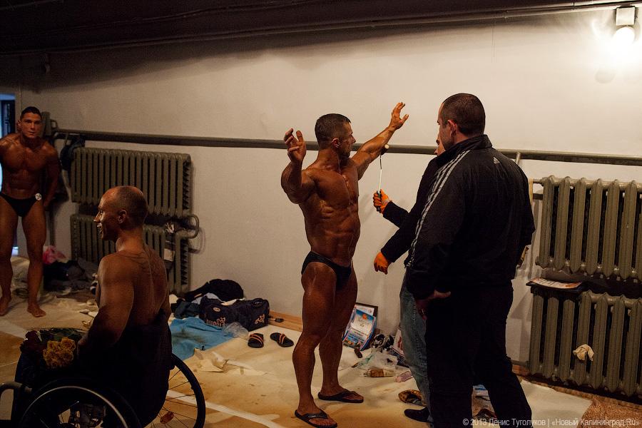 Сильные мира сего: в Калининграде прошел чемпионат по бодибилдингу и фитнесу