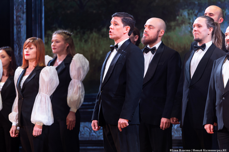 «Ему наскучил света шум»: в Светлогорске прошла опера «Евгений Онегин» (фото)