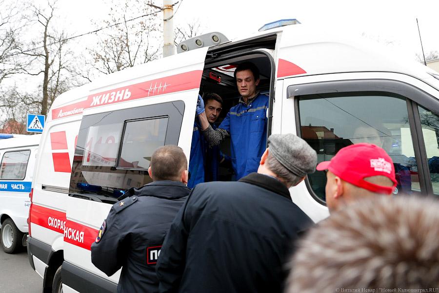 «Чуть вся кровь не вытекла»: в центре Калининграда напали на депутата облдумы