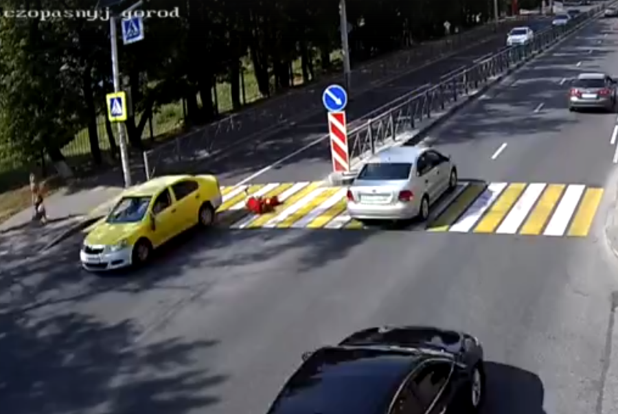 ГИБДД уточнила подробности аварии со сбитым ребенком на ул. Горького (видео)