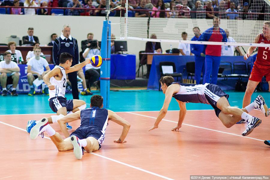 Как сквозь сетку провалились: волейболисты сборной России проиграли команде США