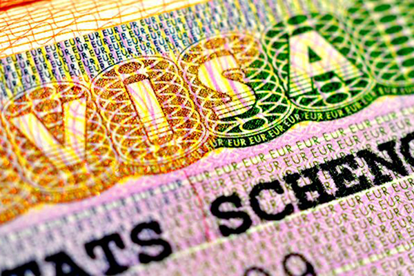 Успей подать на визу вовремя