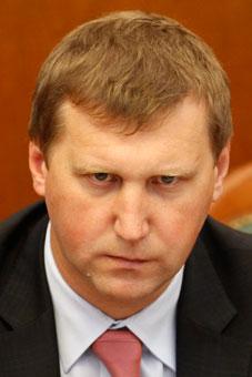 Контракт с Михайловым обойдется бюджету в 143 тысячи в месяц