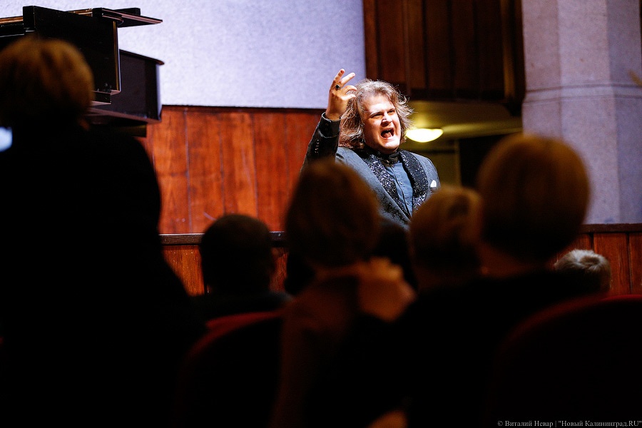 Навстречу мечте: как прошел концерт в поддержку 16-летнего слепого пианиста