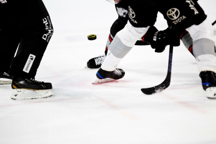 КХЛ объявила о досрочном завершении сезона из-за коронавируса