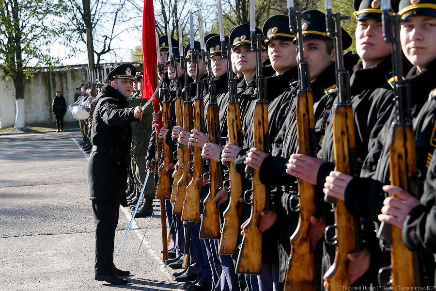«Смело, товарищи, в ногу»: Калининград начал готовиться к Параду Победы