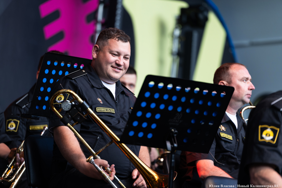 «Совершенный артист» и афро-латино с балканским битом: как открывали «Калининград Сити Джаз» (фото)