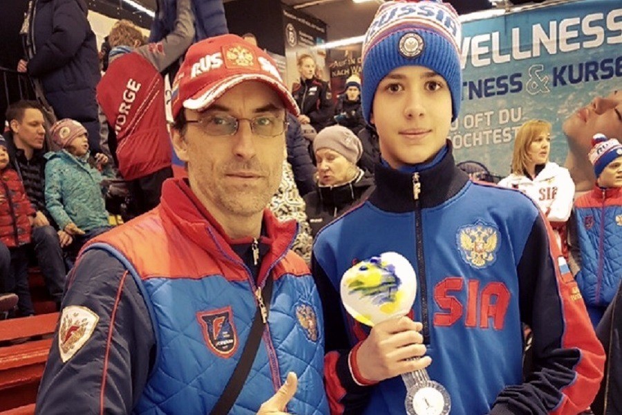 Калининградский конькобежец выиграл юниорский Кубок Европы по шорт-треку
