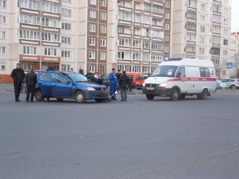 В Калининграде на ул. Согласия в ДТП пострадал мотоциклист (фото)