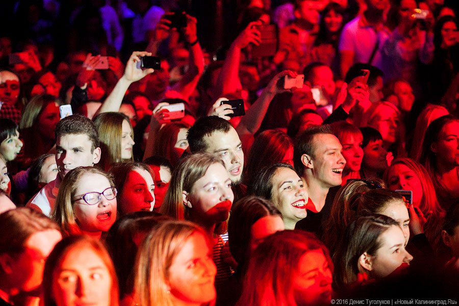 Просто такая сильная любовь: в «Ялте» с аншлагом прошел концерт «Зверей»