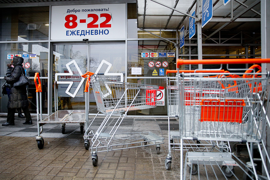 Тарифы, цены на одежду и билеты: инфляция в Калининграде увеличила отрыв от среднероссийской