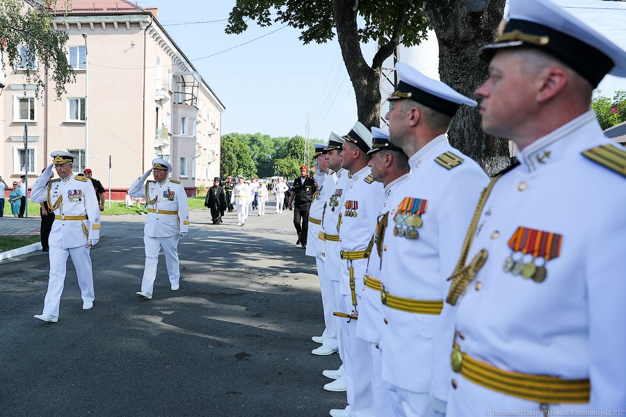 Танцевали и стреляли: как отметили День ВМФ в Балтийске (фото)