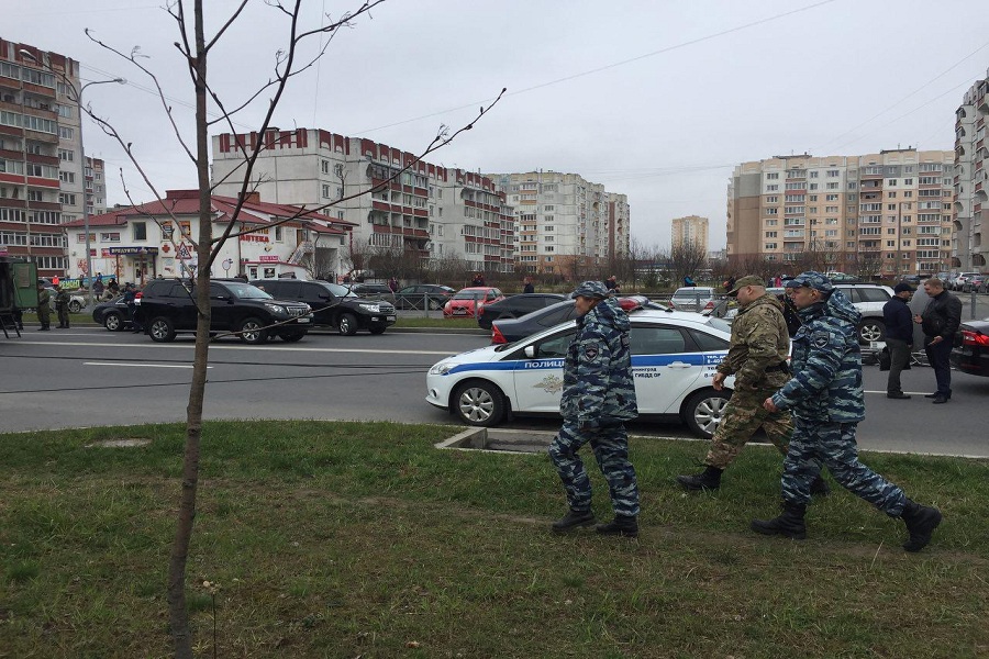 Военные в городе: учения по всему Калининграду (фото)