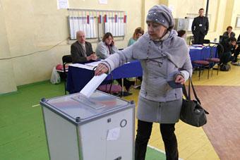 Облдуме рекомендовано принять законы о выборах губернатора области в 1 чтении