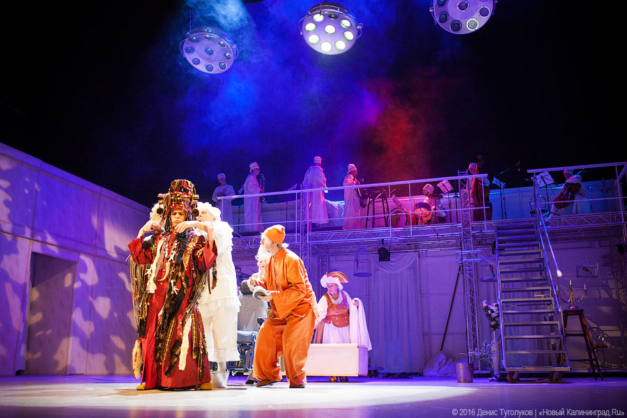 Лекарь с головы до ног: комедия «Мнимый больной» в Калининградском драмтеатре