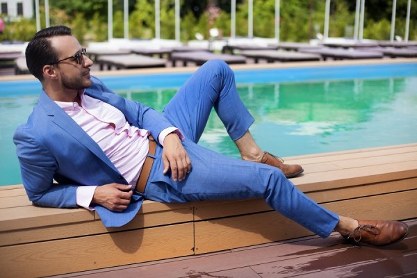 Бассейн, коктейль и гриль-меню: «Усадьба» открывает сезон