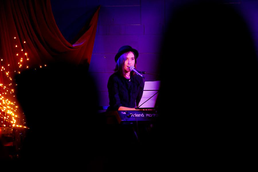 Поп-музыка для взрослых: петербурженка Nina Karlsson выступила в Калининграде