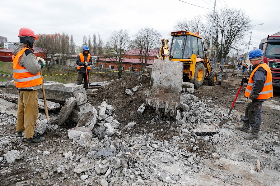 «Никакая не реконструкция»: как движется ремонт моста на Озерова (фото)